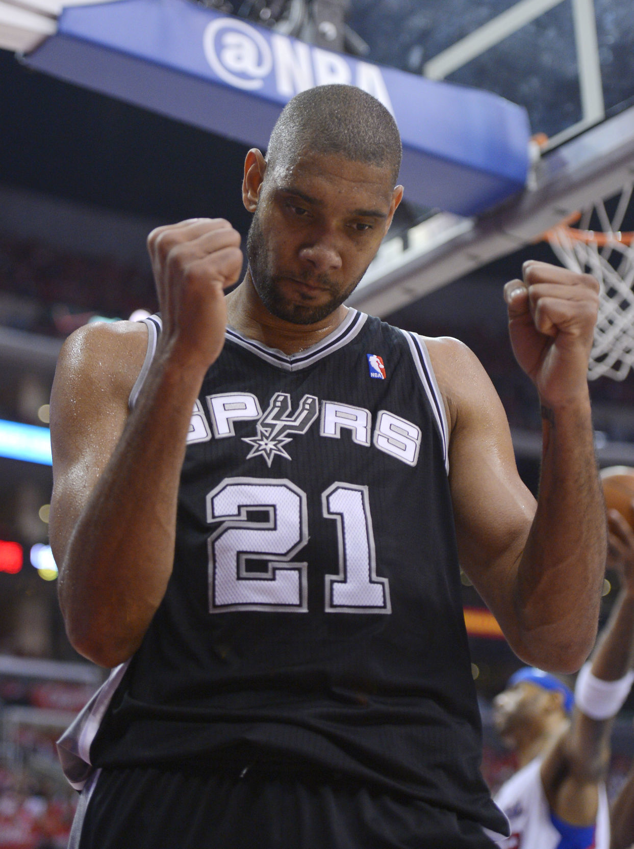 2012: Spurs score 24 straight to overtake Clippers for 3-0 series lead